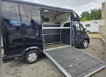 Peugeot Boxer 2.2 BlueHDi 165 Pro EQUI-TREK