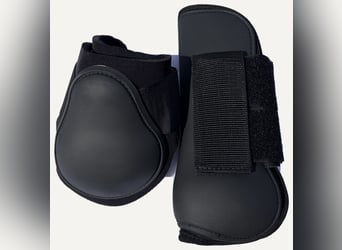 Set of boots front and back