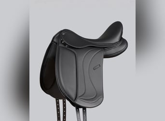 Reims Synthetic Dressage Saddle Black