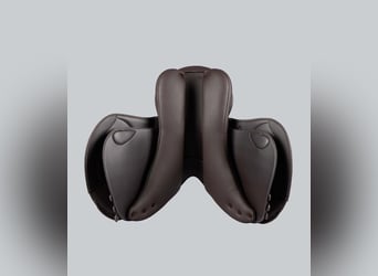 Bastia Synthetic Jump Saddle Dark Havana