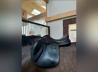 Equiline saddle for sale 