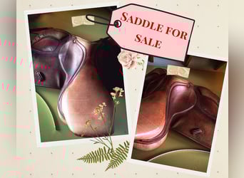 HDR English saddle 17”