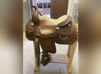 CR SADDLE& TACK