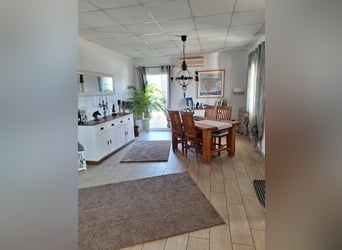 BEAUTIFUL COUNTRYHOUSE FOR LIVING WITH HORSES - WUNDERSCHÖNES LANDHAUS ZUR PRIVATEN PFERDEHALTUNG