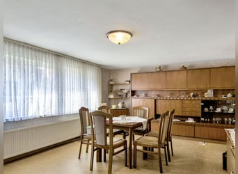 Charming residential property with equestrian facilities and large grounds in Bad Arolsen-Helsen