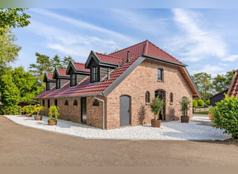 Country estate with equestrian facilities including an indoor riding arena, outdoor riding arena, an