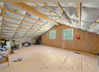 Elegantes Privatanwesen in Alleinlage für Pferdefreunde in ruhiger Lage