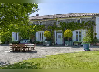 Equestrian property with numerous possibilities