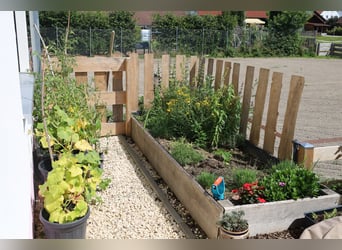 Newly built single-family home with 2.5 residential units *Equine facilities* 1,786 m² *Commission-f