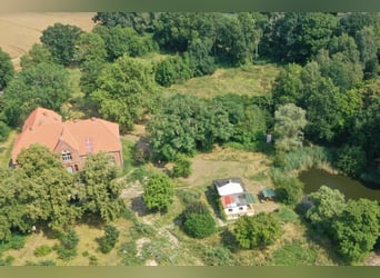 OPEN HOUSE am 28.9.: Gutshaus Scharpzow mit 2,2 ha und zusätzlichen Pachtflächen steht zum Verkauf