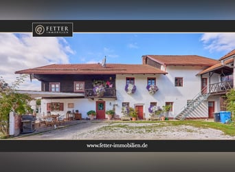 Reitanlage Landkreis Deggendorf – Bayerisches Landhaus mit Wohlfühlambiente und Außenpool!