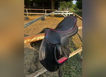 English saddle