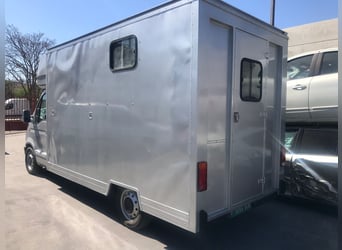 Renault Master 2.8 dci  para 2 caballos 