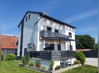 Einfamilienhaus mit Pferdehaltung in Abensberg/Arnhofen
