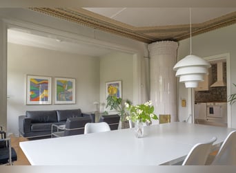Equestrian Property of Possibilities – Countryside Living with Proximity to Services and Transport
