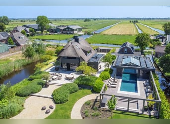 Exklusive Villa mit vollständig genehmigtem privatem Reiterhofgrundstück