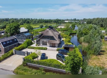 Exklusive Villa mit vollständig genehmigtem privatem Reiterhofgrundstück