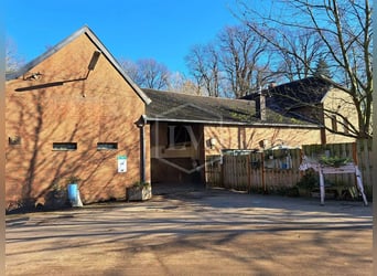 Idyllisch gelegene Reitanlage in Mönchengladbach