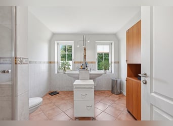 Landhaus mit Pferdehaltung – stilvolles Wohnen, hochwertige Stallanlage