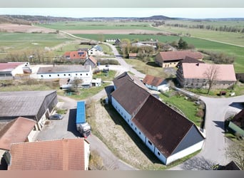 Reitanwesen mit großem Wohnhaus  und Entwicklungspotenzial