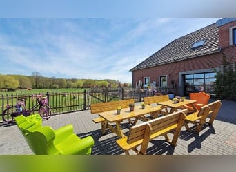 Traumhafter Vierkanthof mit ca. 4,2 ha Nähe Düsseldorf