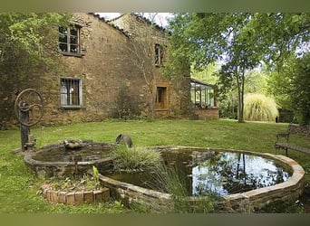 VERY NICE PROPERTY IN THE SOUTH OF SPAIN. NEAR SEVILLA .