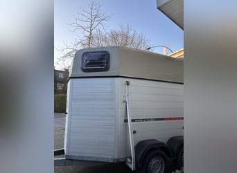 Alu 2er Pferdeanhänger NEUWERTIG 