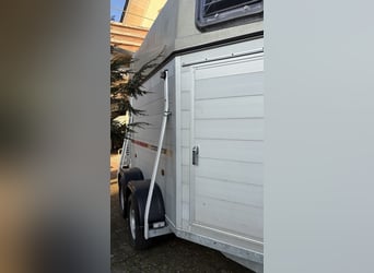 Alu 2er Pferdeanhänger NEUWERTIG 