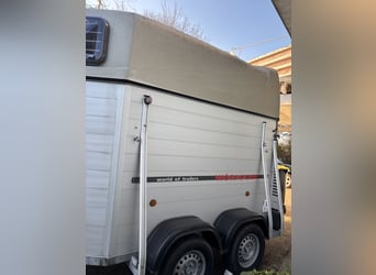 Alu 2er Pferdeanhänger NEUWERTIG 