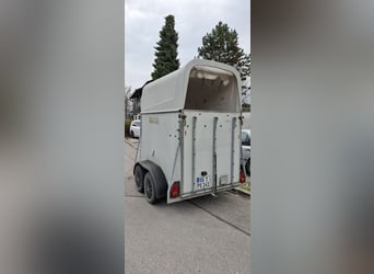 Guter 1,5er Pferdeanhänger