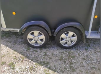 Van chevaux 2 places XL tres bon etat