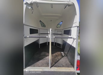 Van chevaux 2 places XL tres bon etat