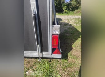 Van chevaux 2 places XL tres bon etat