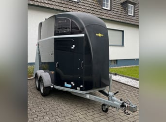 HUMBAUR Pferdeanhänger Zephir Aero 2400 Kg m SK extra hoch