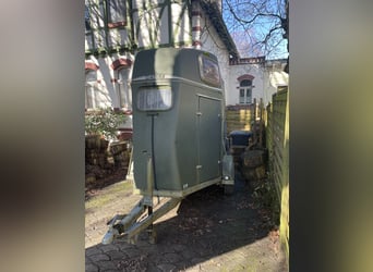 Pferdeanhänger für 2 Pferde