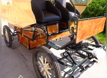 Neuer Planwagen mit 2m Sitzbänken!