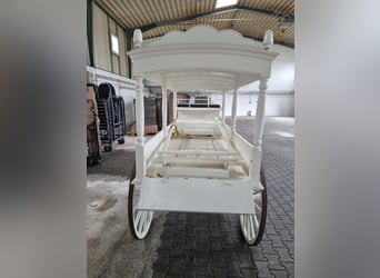 Bestattungskutsche, Bestattungswagen, Leichenwagen, Beerdigung