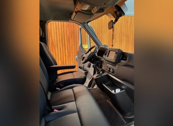 Renault Master mit MSG-Stablehopper-Multifunktionsaufbau, Automatik, 3,5to
