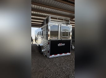 American Horsetrailer Exiss Gooseneck 7408LQ mit Deutscher Zulasussung