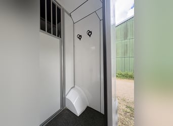 Toller 2 Pferdetransporter