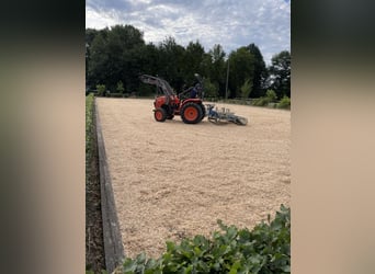 Kubota L1-382 | Kompakttraktor mit 38PS, Frontlader mit 550kg Hubkraft | Vorführer Sonderpreis