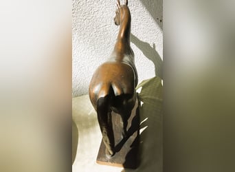 Tempelhüter Bronzeskulptur
