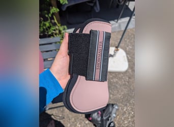 Pinke Showmaster Gamaschen