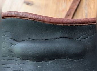 Verkaufe nicht benutze CWD Springamaschen aus hochwertigem sehr weichem Leder.