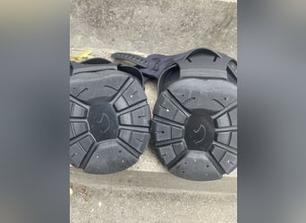Flex Boots