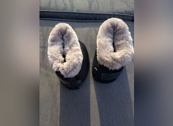 Eskadron Hufglocken Faux Fur