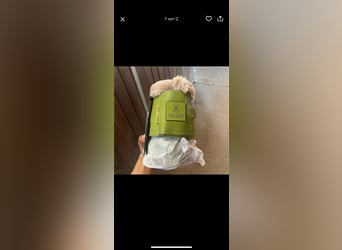 Eskadron Hufglocken Platinum Moss Green