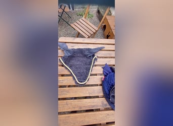 Fliegenhauben Warmblut