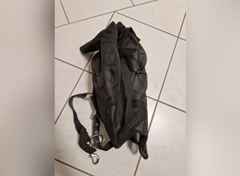 Halfter inklusive Fliegenhaube COB