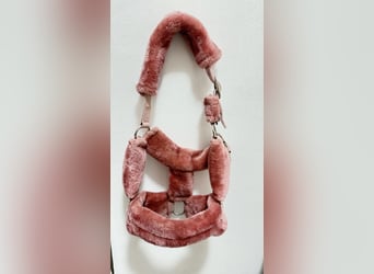 Rosa Pony Plüschhalfter mit passendem strick ,,unbenutzt“ von Showmaster 